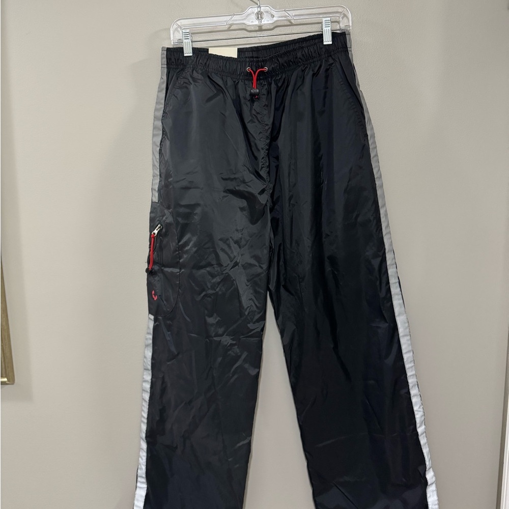 NWT Men's Canyon River Blues Black Nylon Drawstring Waist and Zip Side Pocket.